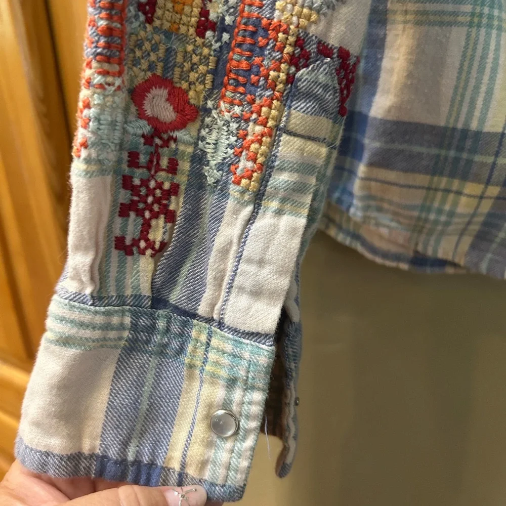 Johnny Was Button up - Picture 3 of 4